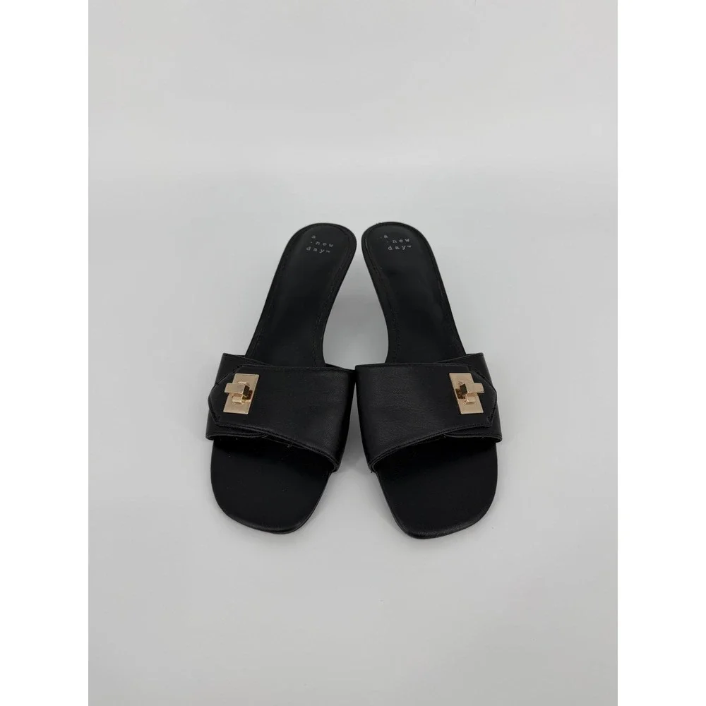 A New Day Womens Black Square Toe Turn Lock Kitten Heel Slide Sandals Size 9.5